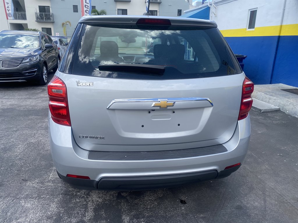 2017 Chevrolet Equinox - $9,998