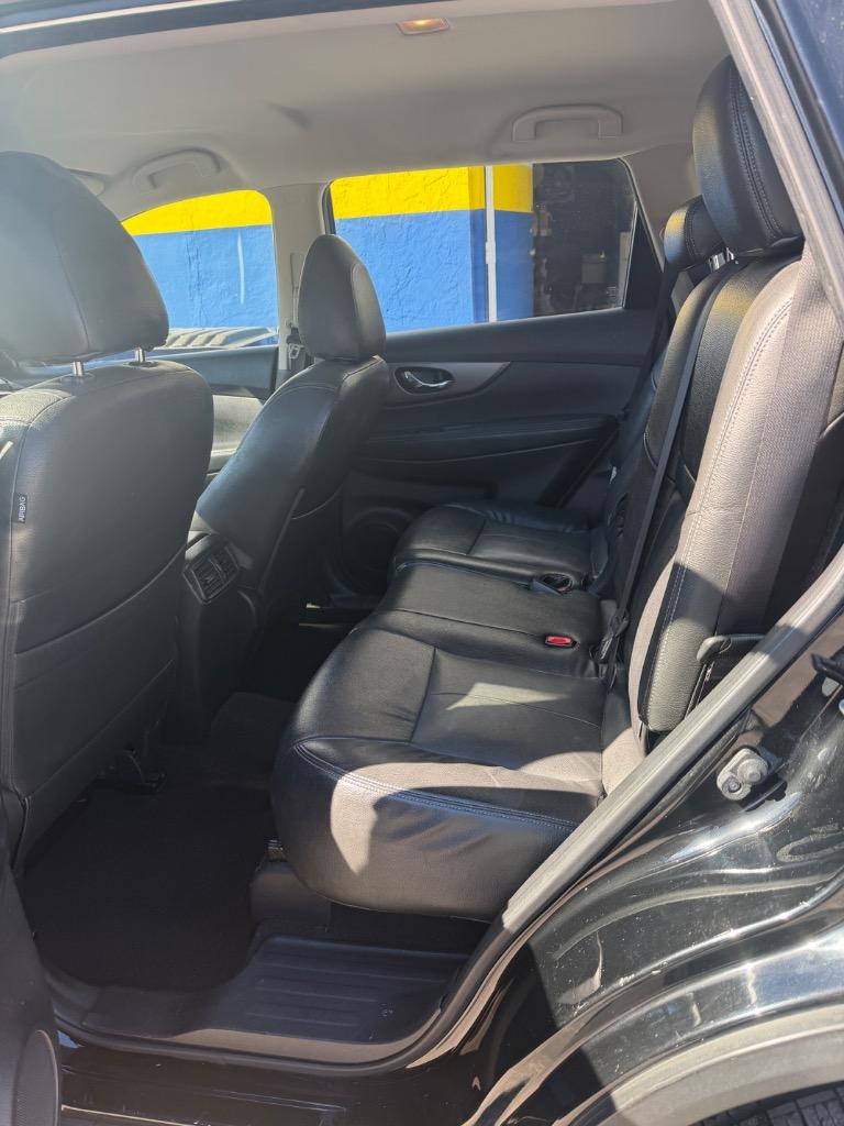 2016 Nissan Rogue - $8,999