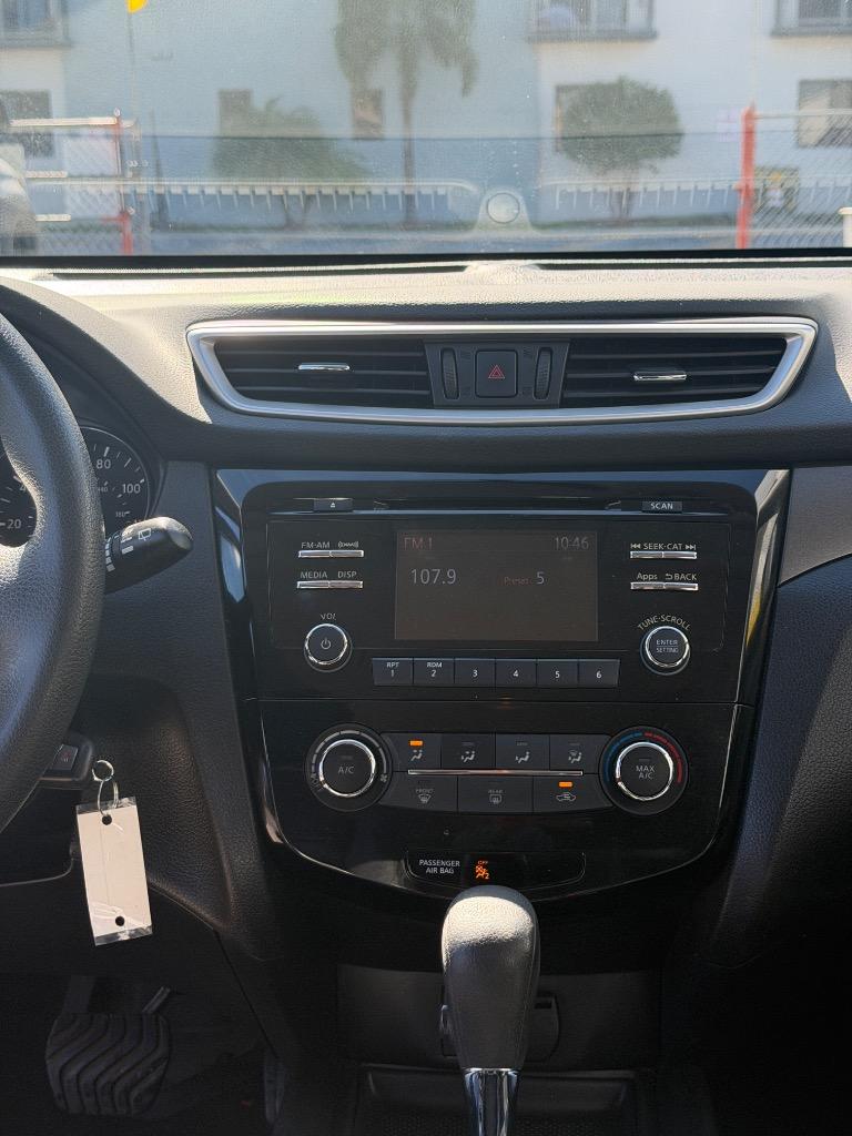 2016 Nissan Rogue - $8,999