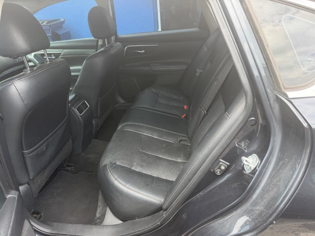 2018 Nissan Altima - $4,000