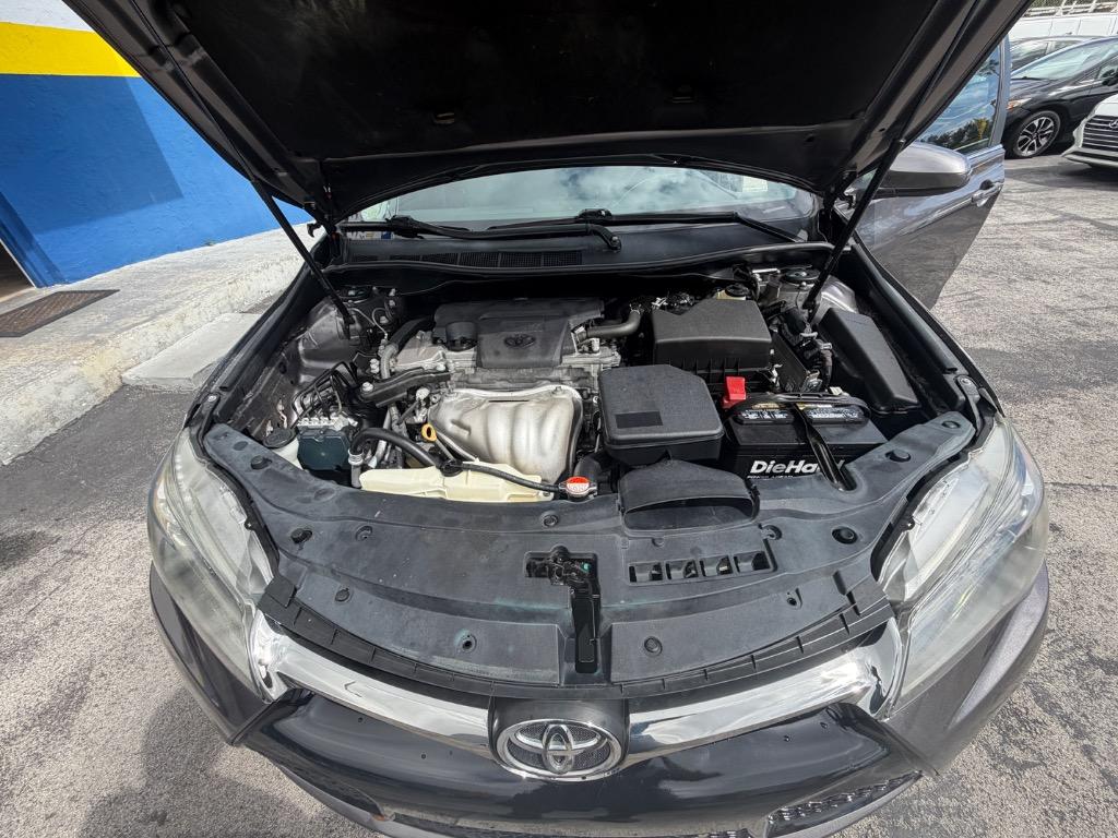 2016 Toyota Camry - $10,999