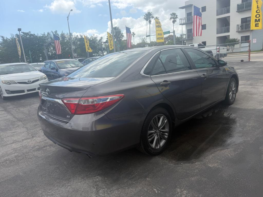 2016 Toyota Camry - $10,999