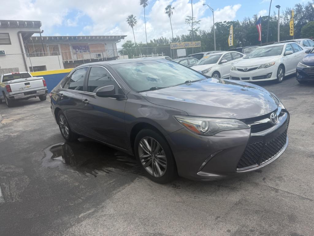 2016 Toyota Camry - $10,999