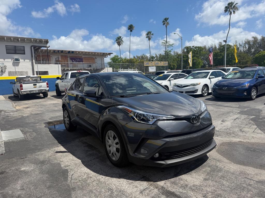 View vehicle photo 4