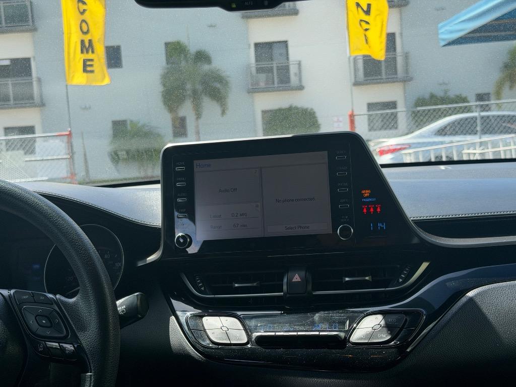 View vehicle photo 7