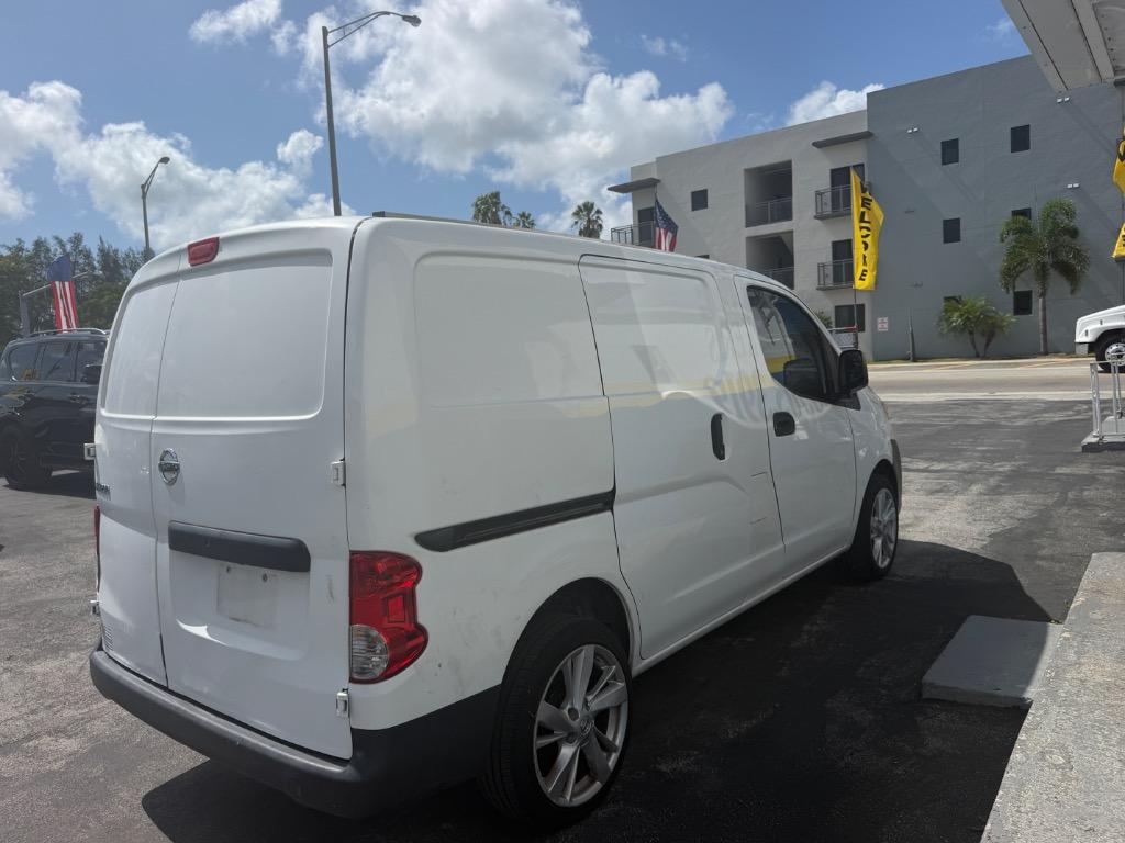 2018 Nissan NV 200 - $8,999