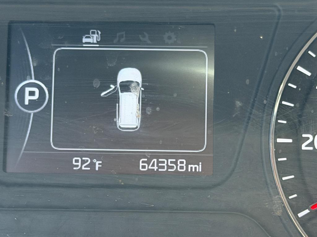 2016 Kia Sorento - $10,999
