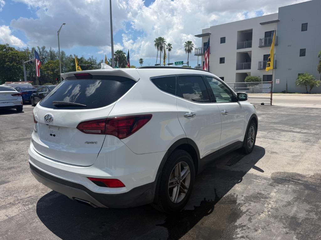 2018 Hyundai Santa FE Sport - $10,999
