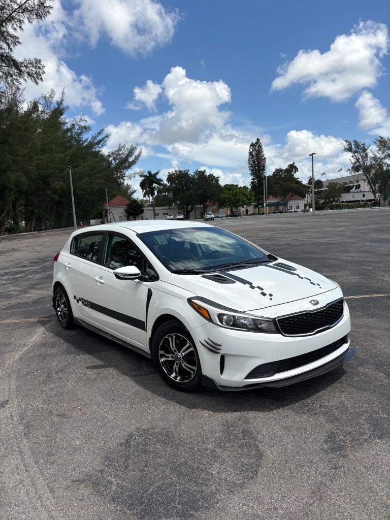 2018 Kia Forte - $8,999