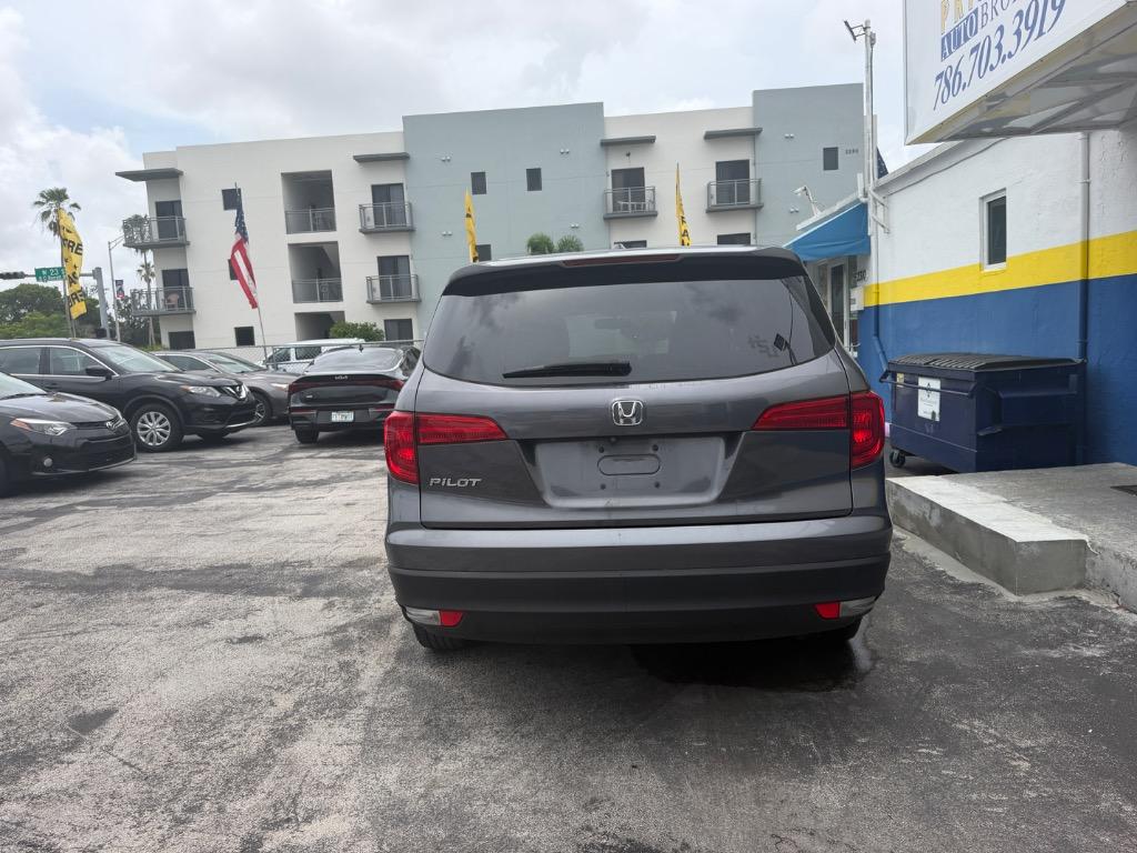 2017 Honda Pilot - $16,999