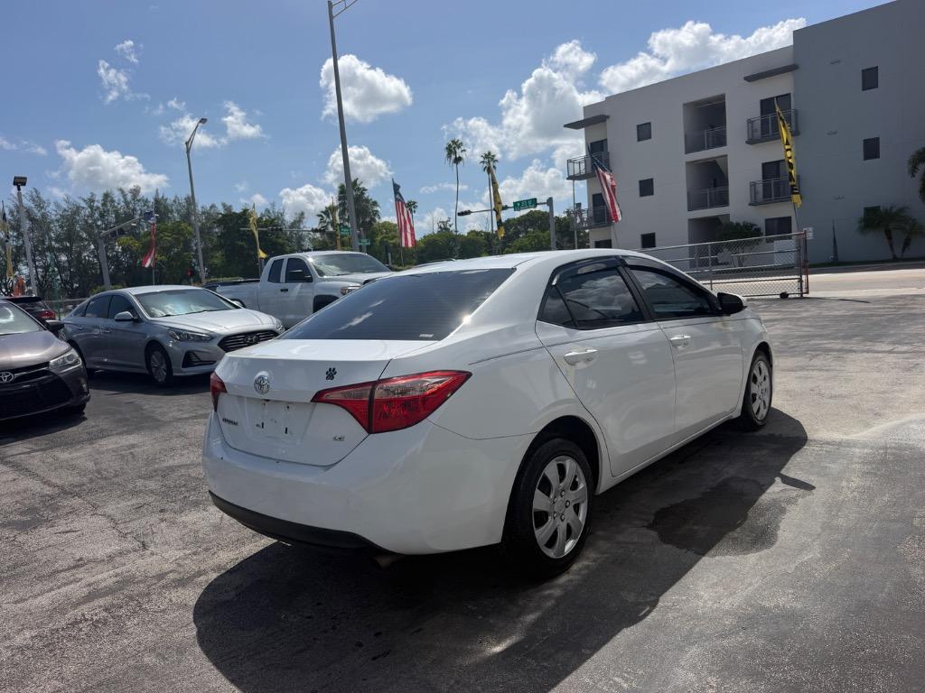 2018 Toyota Corolla - $9,999