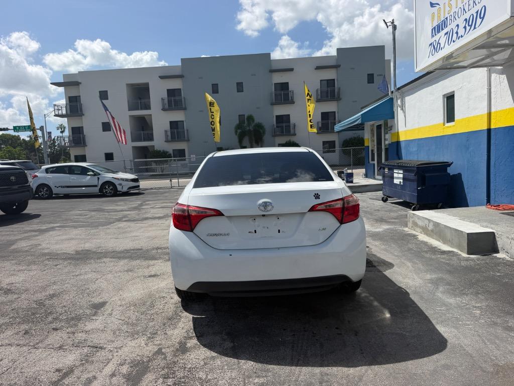 2018 Toyota Corolla - $9,999
