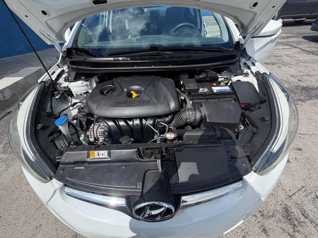 2016 Hyundai Elantra - $8,999
