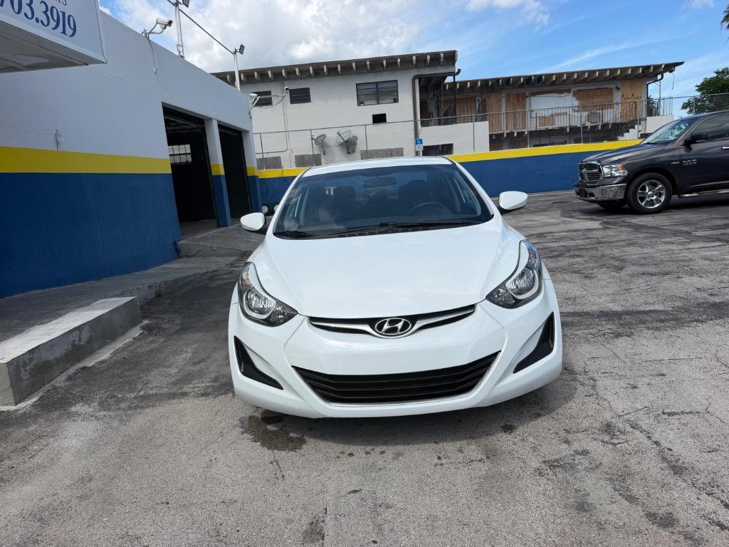 2016 Hyundai Elantra - $8,999