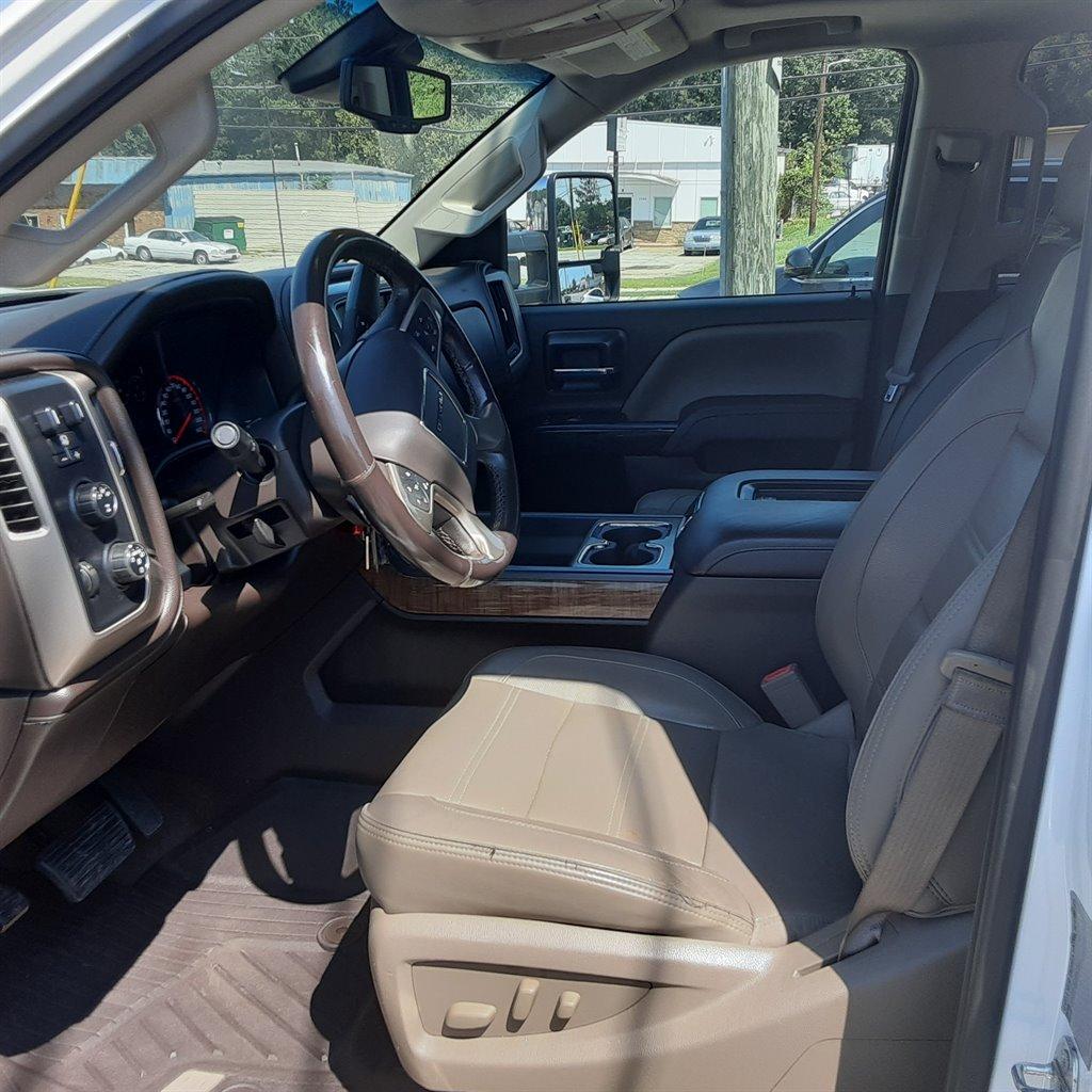 2016 GMC Sierra - $44,995