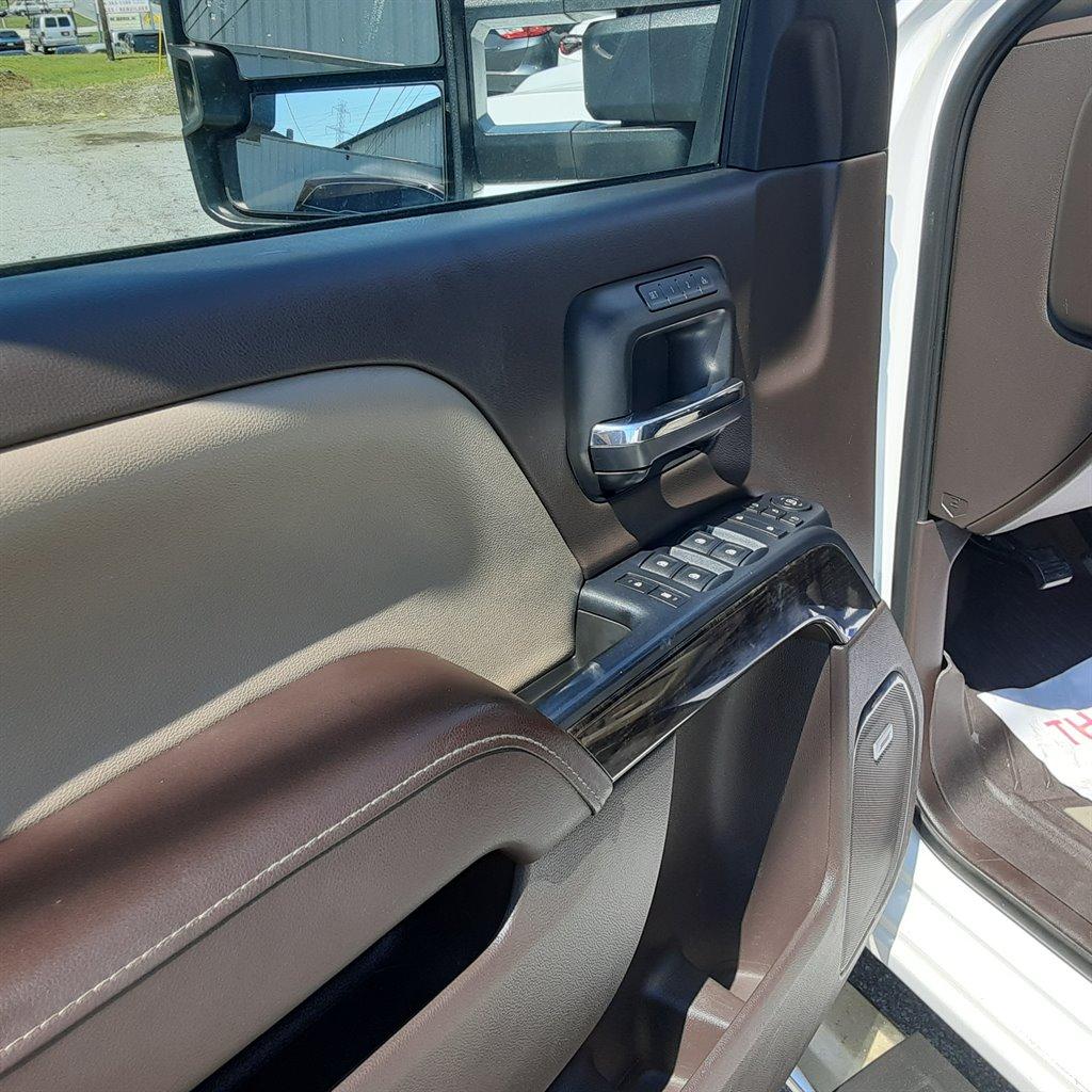 2016 GMC Sierra - $44,995