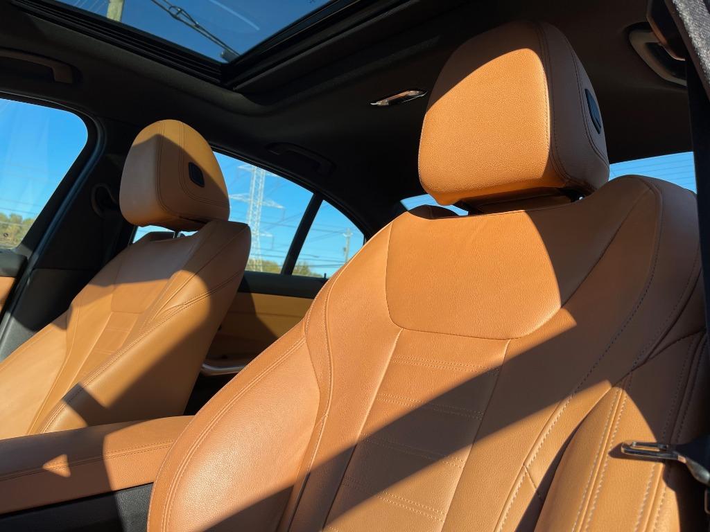 2021 BMW 330i