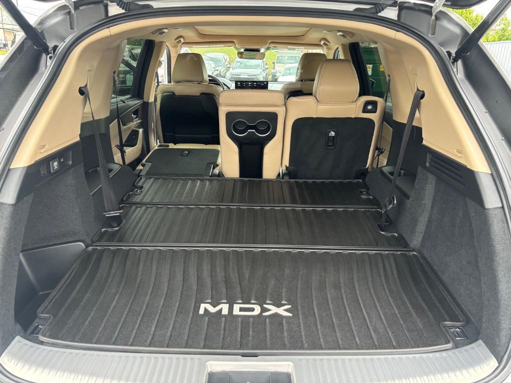 2022 Acura MDX Advance photo