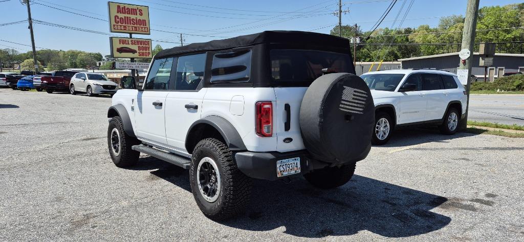 2021 Ford Bronco Badlands photo