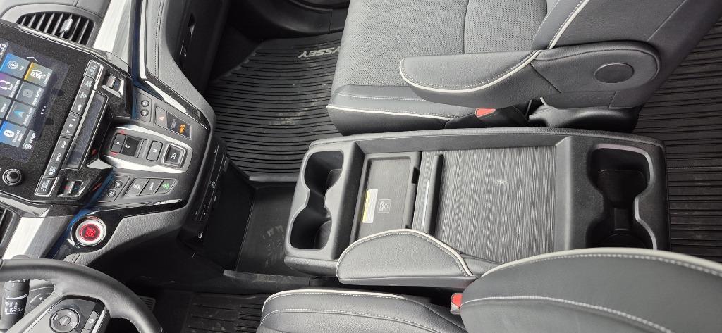 2022 Honda Odyssey Elite photo