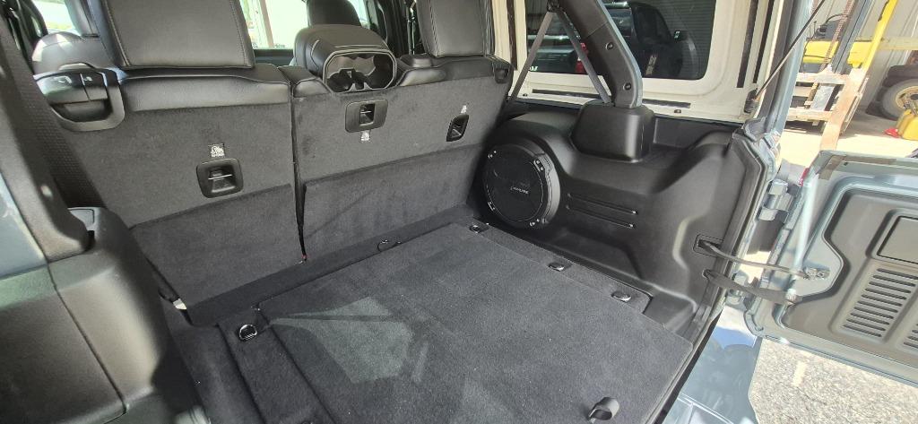 2024 Jeep Wrangler - $32,500