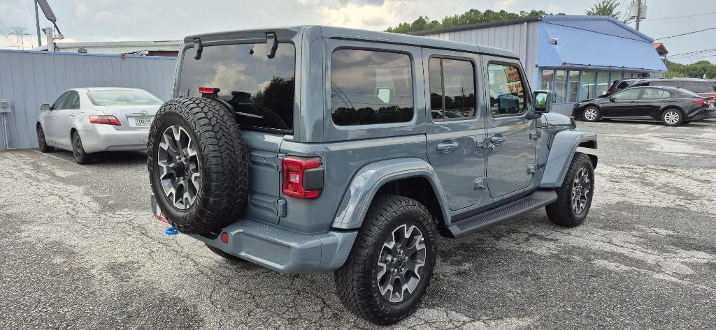 2024 Jeep Wrangler - $32,500