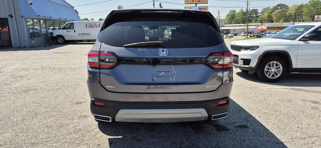 2025 Honda Pilot Touring photo