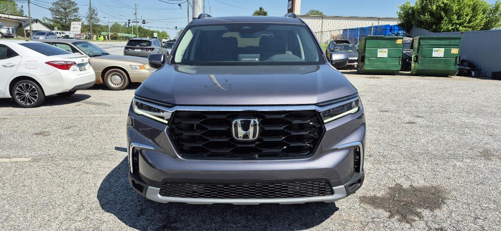 2025 Honda Pilot Touring photo