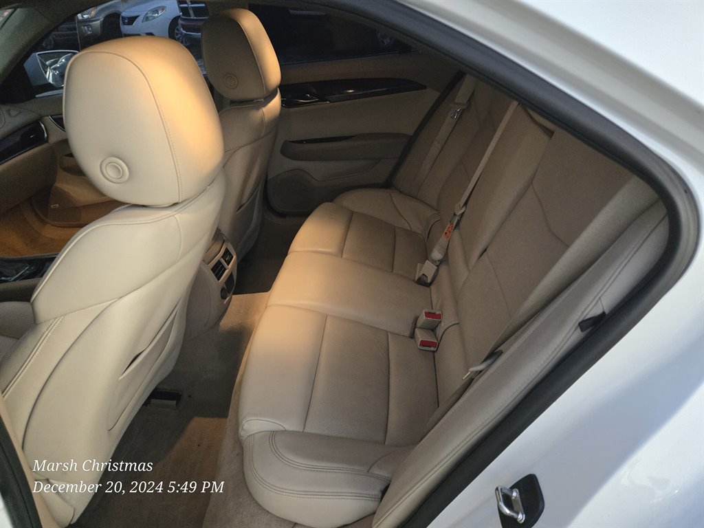 2015 Cadillac ATS Luxury photo