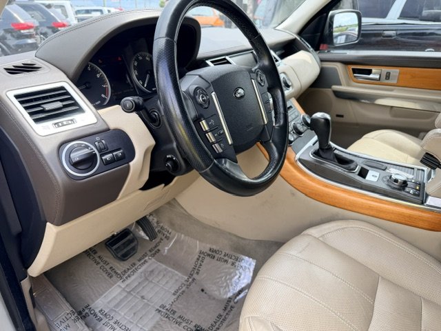 2011 LAND ROVER Range Rover Sport - $8,995