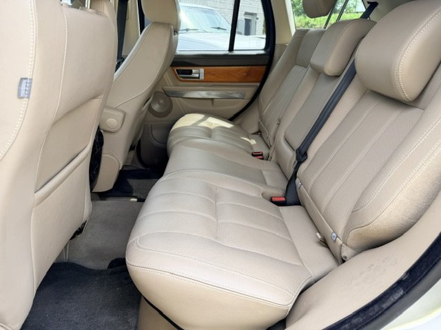 2011 LAND ROVER Range Rover Sport - $8,995