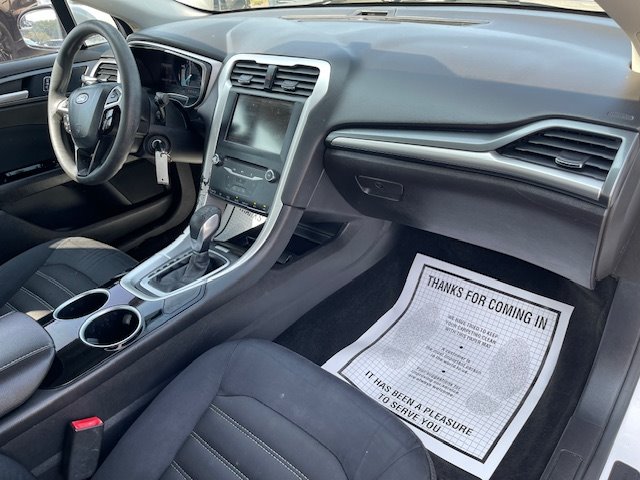 2014 Ford Fusion SE photo