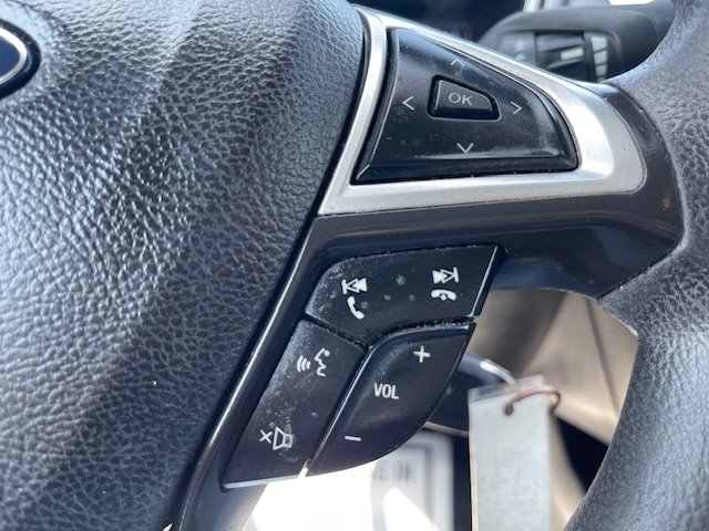 2014 Ford Fusion SE photo