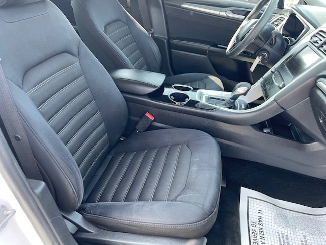2014 Ford Fusion SE photo
