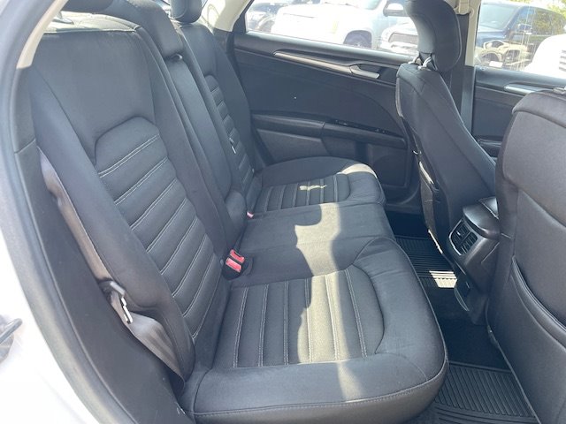 2014 Ford Fusion SE photo