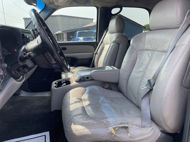 2001 Chevrolet Tahoe LS photo