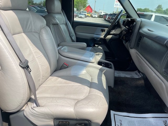 2001 Chevrolet Tahoe LS photo