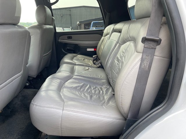 2001 Chevrolet Tahoe LS photo