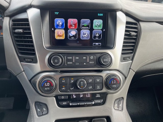 2019 Chevrolet Suburban 1500 LT photo