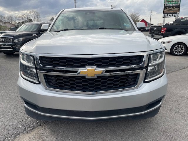 2019 Chevrolet Suburban 1500 LT photo