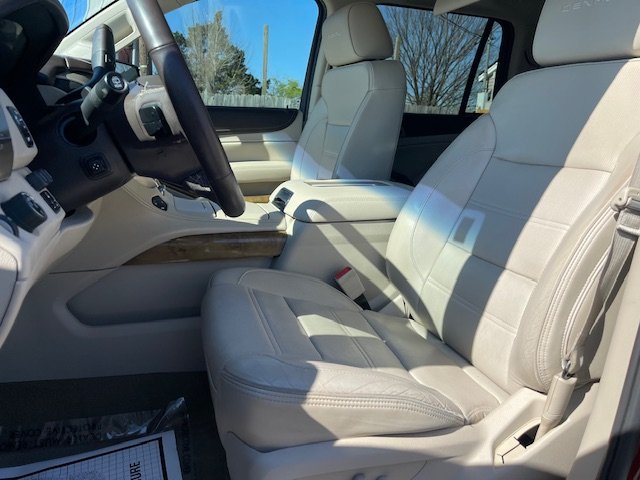 2017 GMC Yukon Denali photo