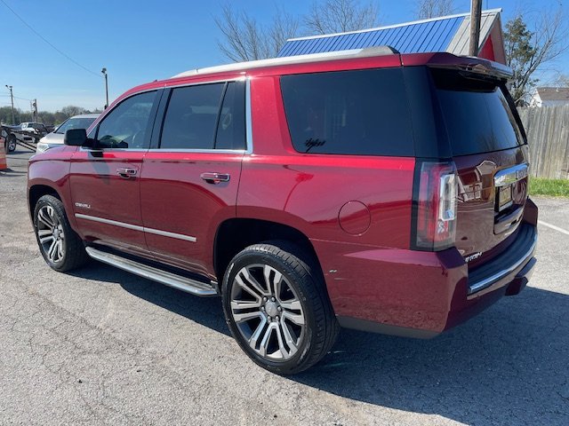 2017 GMC Yukon Denali photo