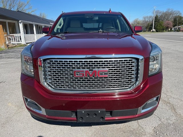 2017 GMC Yukon Denali photo