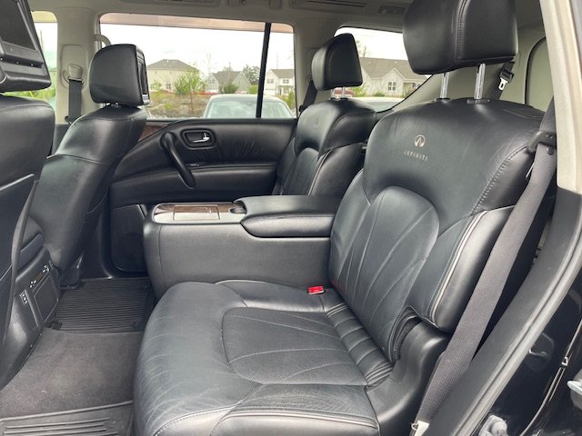2014 Infiniti QX80 photo