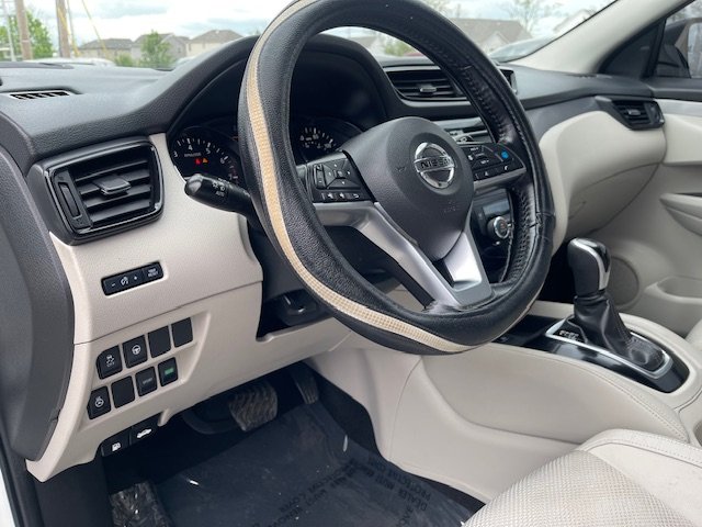 2020 Nissan Rogue Sport SV photo