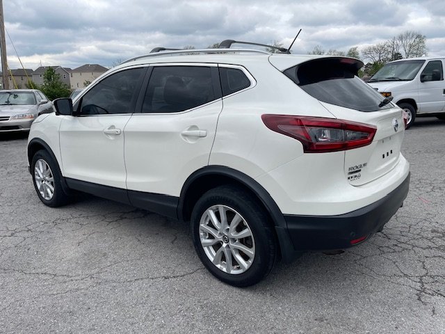 2020 Nissan Rogue Sport SV photo