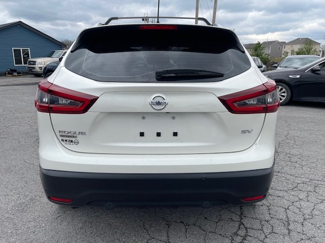 2020 Nissan Rogue Sport SV photo