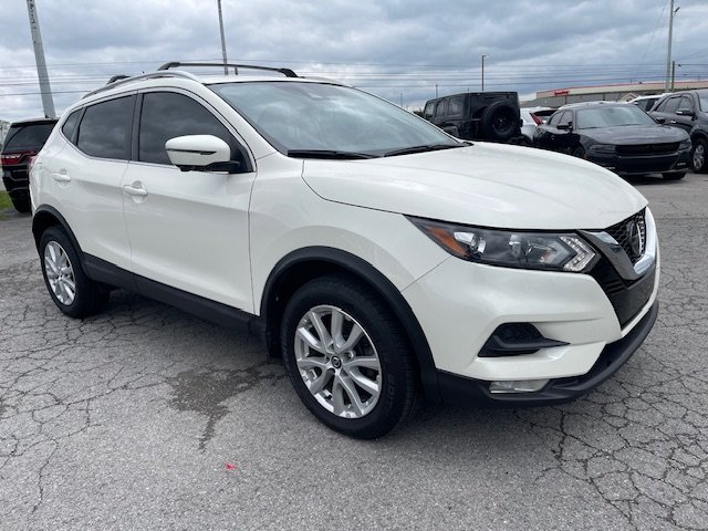 2020 Nissan Rogue Sport SV photo