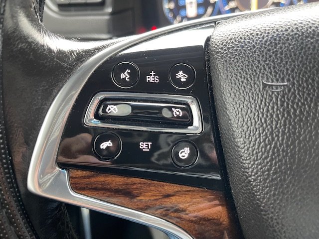 2015 Cadillac Escalade Luxury photo
