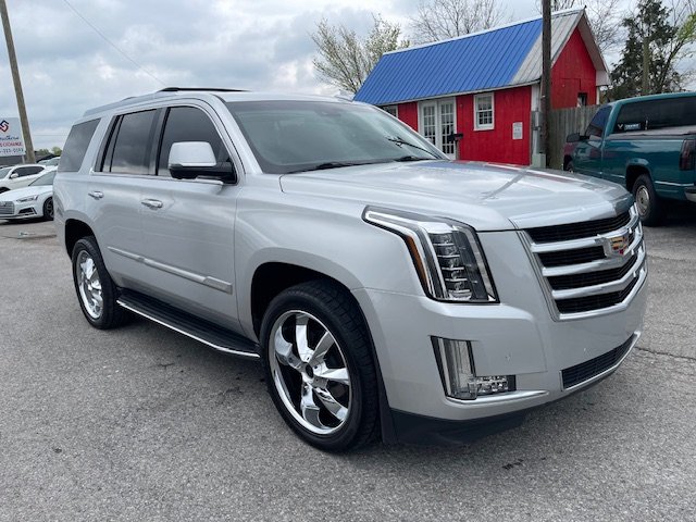 2015 Cadillac Escalade Luxury photo